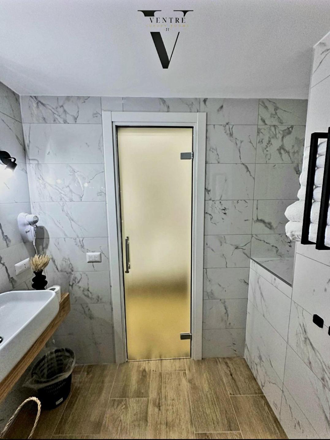 Ventre Luxury Rooms Naples Exterior photo