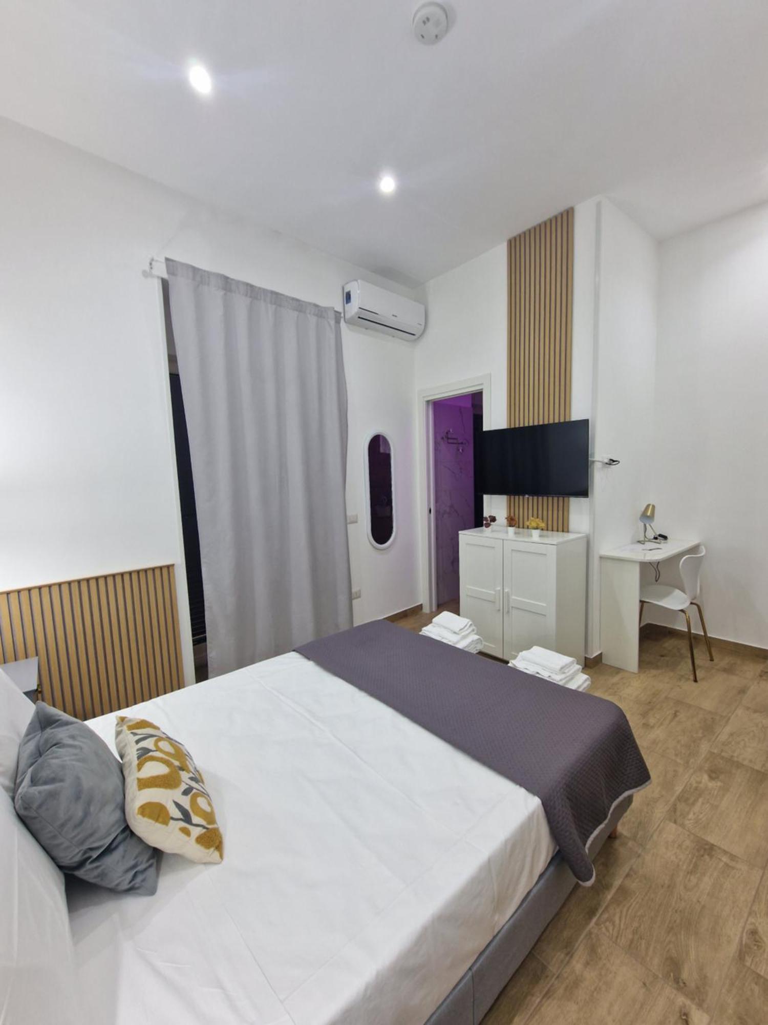 Ventre Luxury Rooms Naples Exterior photo