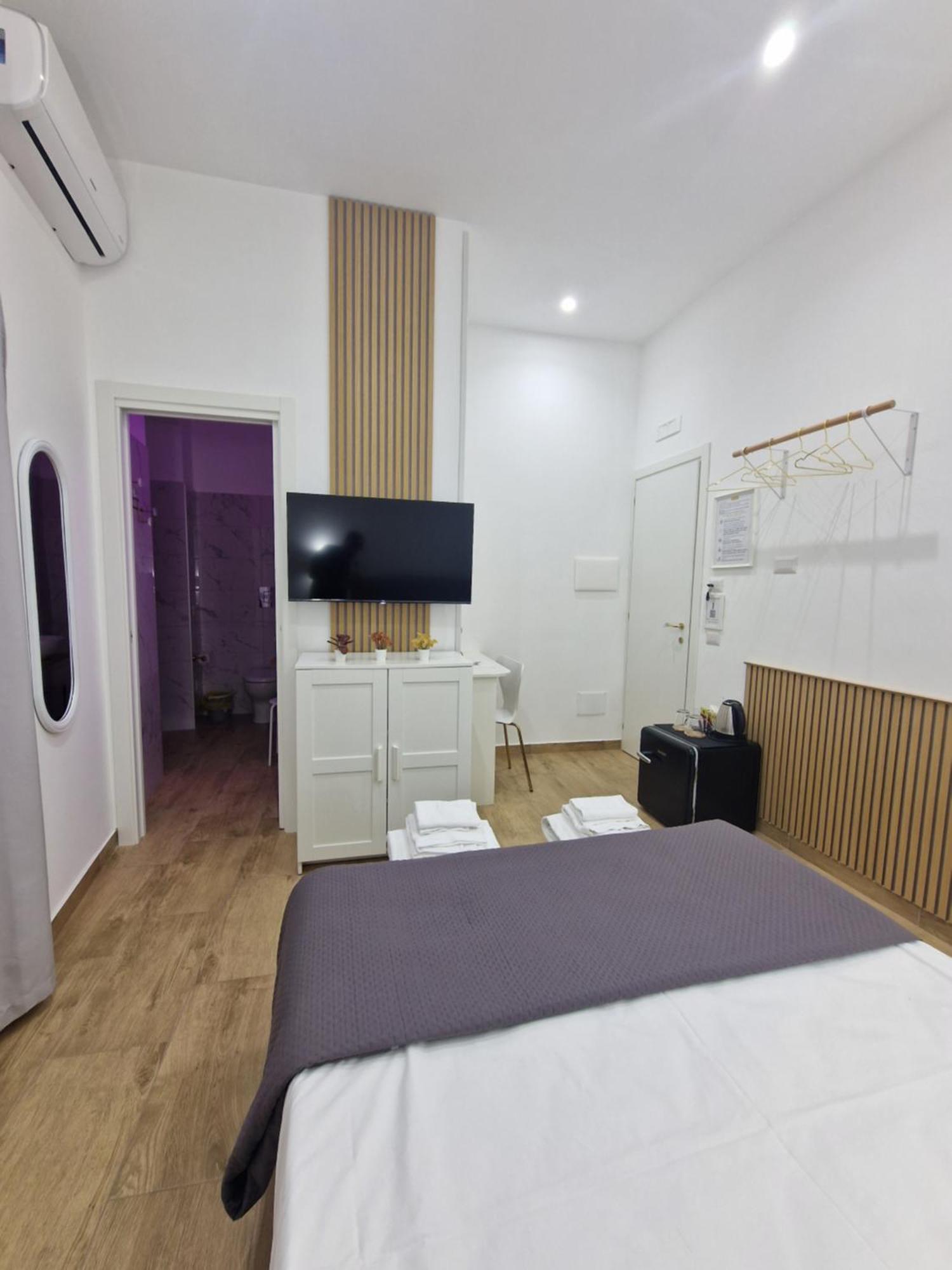 Ventre Luxury Rooms Naples Exterior photo
